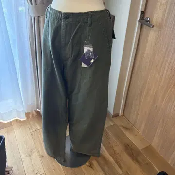 GUNG HO 베이커 팬츠 새상품