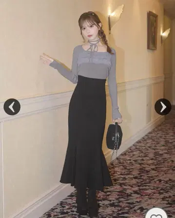 [ 새상품 미사용 ] 미셸 마카롱 성숙한 슬림 레그 스커트 블랙 M