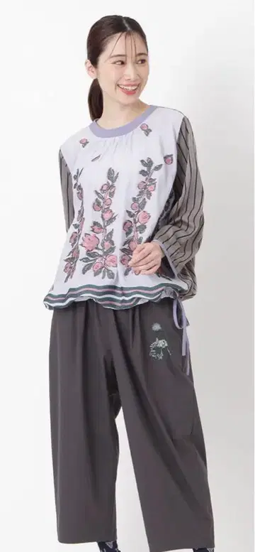 면 나일론 스트레치 원포인트 플라워 자수 오벌 팬츠 슈퍼 하카
