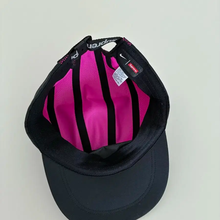 SUPREME 슈프림 Supreme Nike Trail Running Hat on Bunjang Global