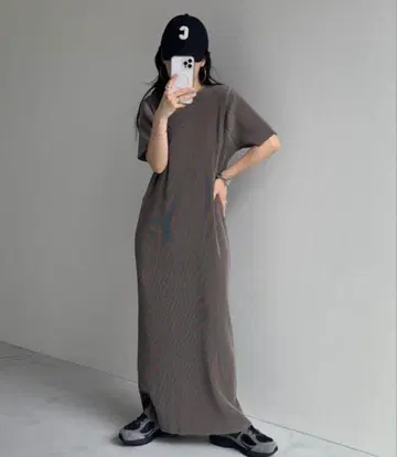 wee9s 데일리 데일리 슈퍼 스트레치 크루넥 플리츠 원피스
