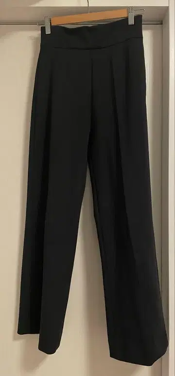 [ 1회 착용만 ] carla 카라 빌라크 팬츠 size1