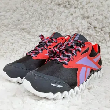 미사용 새상품 25cm Reebok ZIGNANO 러닝화 멀티 컬러