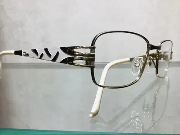 Cazal 실버 화이트 안경 미사용 새상품
