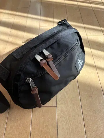 그레고리 트랜스퍼 숄더백 블랙
