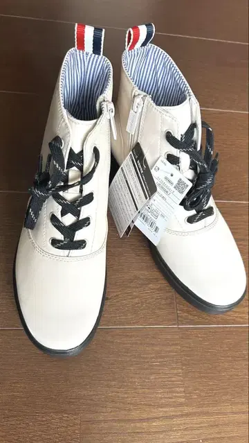 르꼬끄 여성용 하이컷 스니커즈 24.0cm