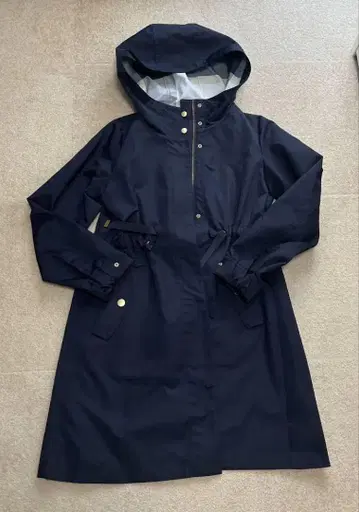 블루 라벨 스프링 코트