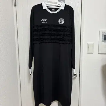 LOWRYS FARM x umbro 프릴 원피스 블랙