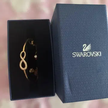 Swarovski 무한대 모티브 팔찌