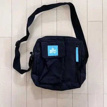LOGOS 블랙 숄더백