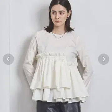 UNITED ARROWS 티어드 개더 롱 슬리브 블라우스