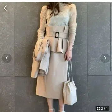 스나이델 베이지 코르셋 벨트 타이트 스커트