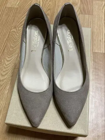 LE TALON 5.5cm 포인트 스웨이드 플레인 23.5