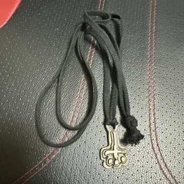 CVTVLIST necklace top