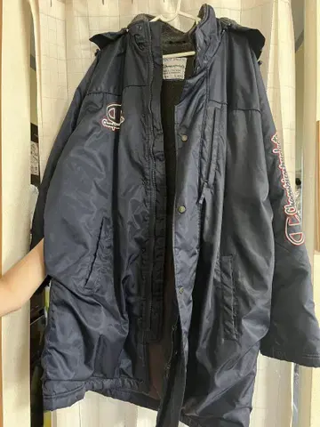 Champion 네이비 나일론 자켓