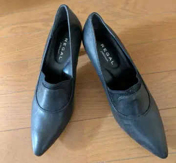 REGAL 블랙 하이힐