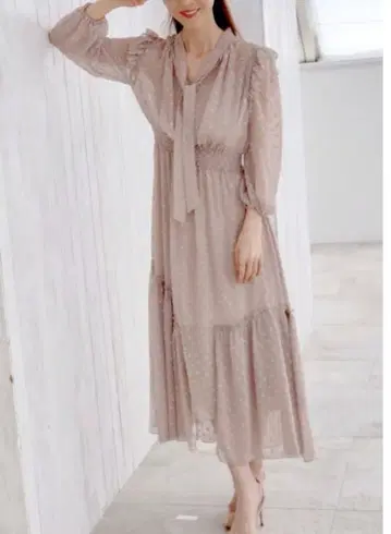 새상품급 더블 스탠다드 콩코드 도트 무늬 맥시 드레스 M
