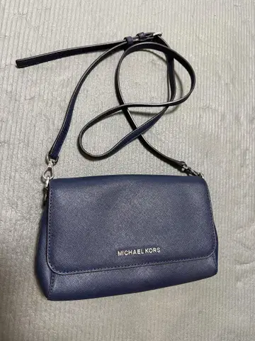 마이클코어스 MICHAEL KORS 네이비 숄더백