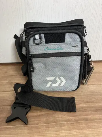 Daiwa 에메랄다스 택티컬 게임백