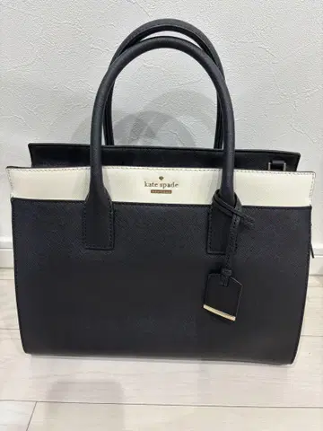 케이트 스페이드 핸드백 블랙/화이트
