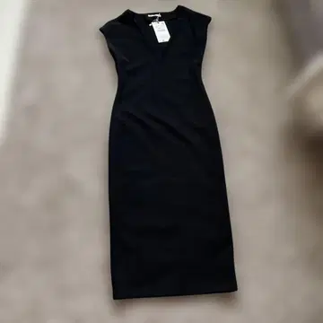 ZARA 블랙 V넥 슬리브리스 원피스 S 사이즈