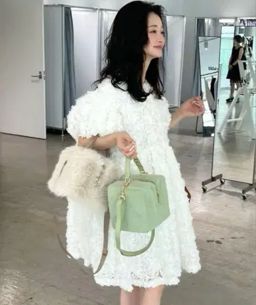 정품 Bibiy. FLORENCE MINI DRESS 화이트