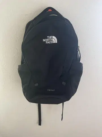 THE NORTH FACE VAULT 블랙 백팩