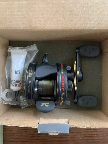 Abu Garcia 4600C 베이트 낚시릴