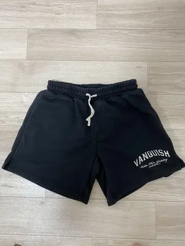 VANQUISH 블랙 숏팬츠 S