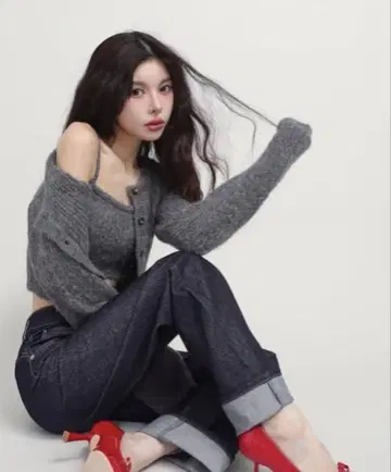 미사용 새상품 Darich 샤기 니트 앙상블 그레이
