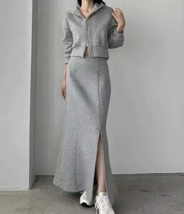 속기모 맨투맨 숏 후드티 + 슬릿 머메이드 스커트 SET