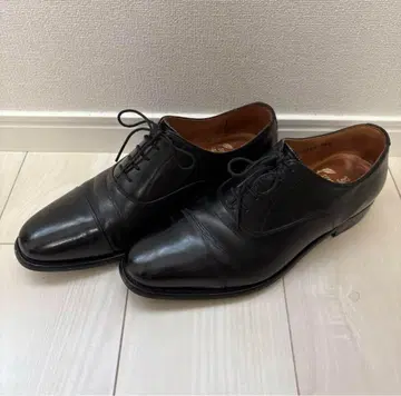 스코치 그레인 블랙 스트레이트 팁