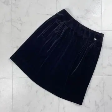 FOXEY 폭시 뉴욕 벨로아 스커트 무릎 위 기장 블랙 40*YC777