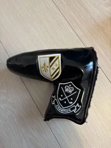 BARNEYS NEW YORK 퍼터용 골프헤드커버