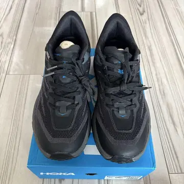 HOKA ONE ONE / SPEEDGOAT 5