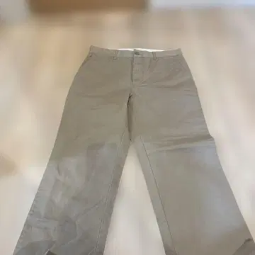 미사용 새상품 GAP 베이지 치노 팬츠 31 x 28