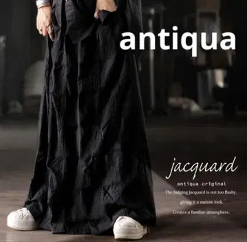 antiqua 안티카 자카드 스커트