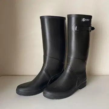 AIGLE 블랙 레인부츠