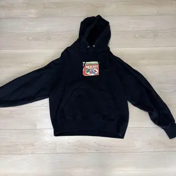 MOUSSY 블랙 후드티 M 사이즈