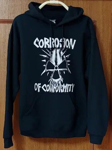 C.O.C. 후드티 Corrosion Of Conformity