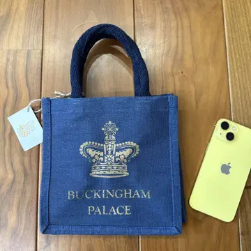 버킹엄 궁전에서 구매한 BUCKINGHAM PALACE 토트백 네이비