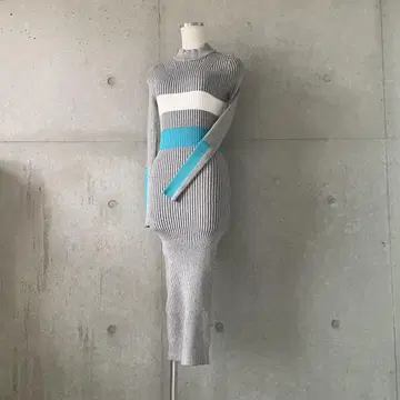 택 포함 새상품 그레이 리브 보더 타이트 원피스 S