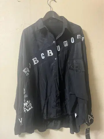 미사용 새상품 오버 사이즈 블랙 새틴 셔츠 문자 프린트