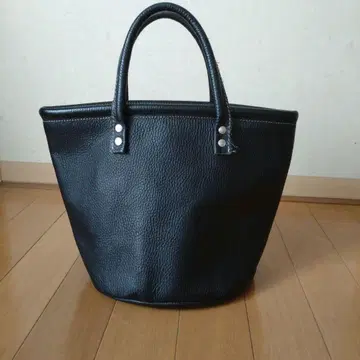 크림 컴퍼니 토트백 주름 가죽 블랙 액세서리 포함