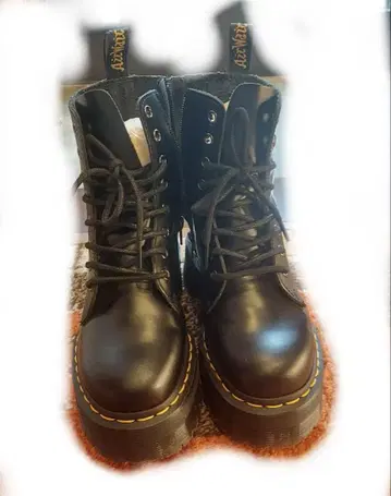 닥터마틴 Dr.Martens JADON 부츠 22.5