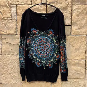 Desigual 블랙 긴팔 니트 XL