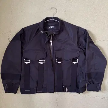 ZARA 버클 대비 봄버 자켓 S 사이즈