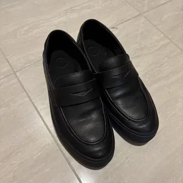 무인양품 피로를 덜 느끼는 가죽 자투리를 재이용한 로퍼 27.0cm