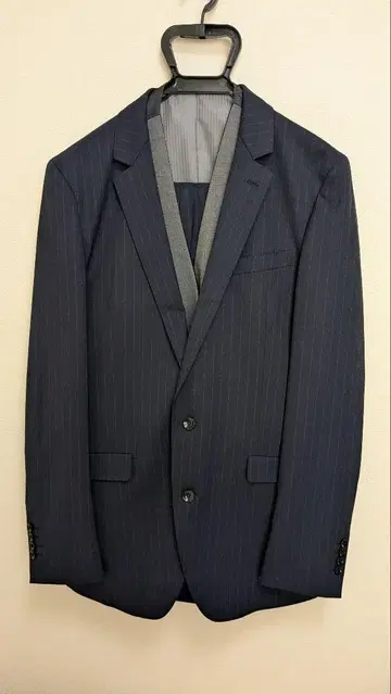 SUIT SELECT 네이비 스트라이프 정장 세트
