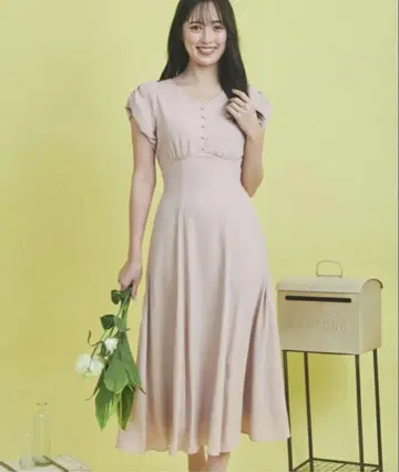 새상품급 노엘라 튤립 슬리브 원피스